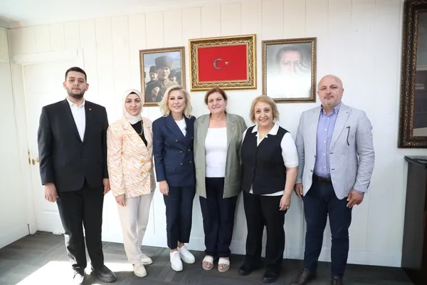 yeni-partili-demir-ak-partiye-gecti-cumhur-ittifaki-cogaliyor-chp-ve-yeni-parti-eriyor-1789569519066.jpg