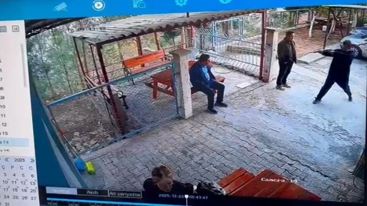 SON DAKİKA… Mersin’de 12 yaşındaki ortaokul öğrencisi okul müdürünü vurdu: Karaciğeri parçalanan talihsiz adamdan haber var! SON DAKİKA… Mersin’de 12 yaşındaki ortaokul öğrencisi okul müdürünü vurdu: Karaciğeri parçalanan talihsiz adamdan haber var!