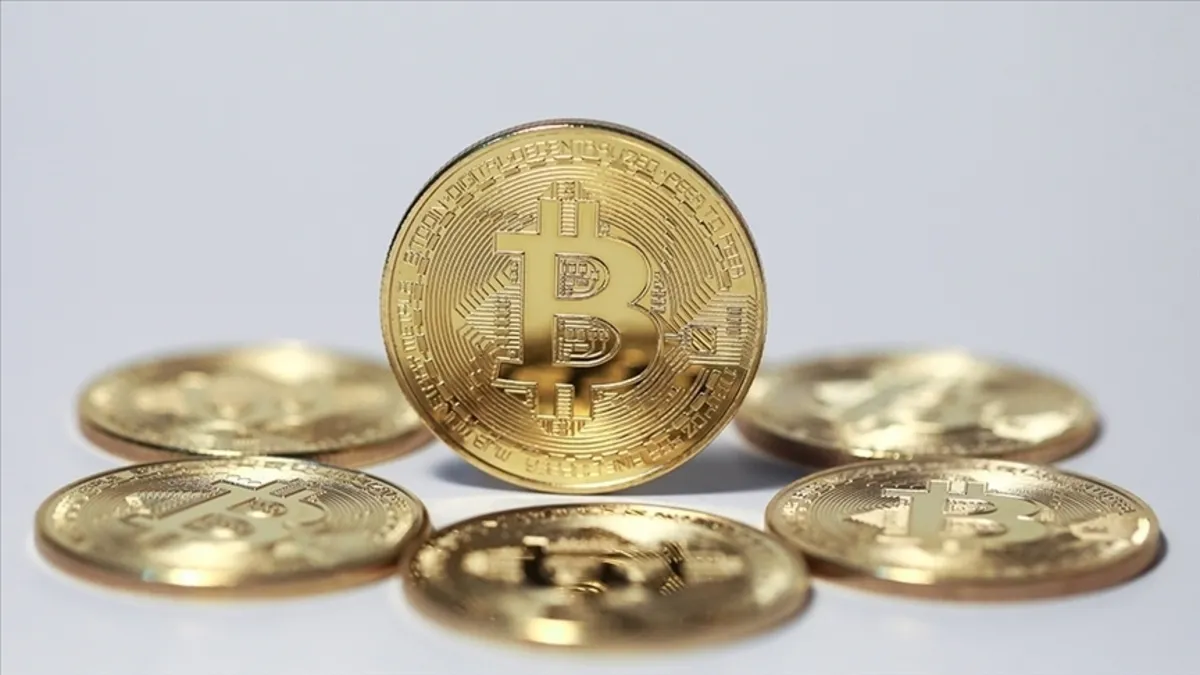 Küresel riskten kaçış Bitcoin’i 63 bin doların altına itti