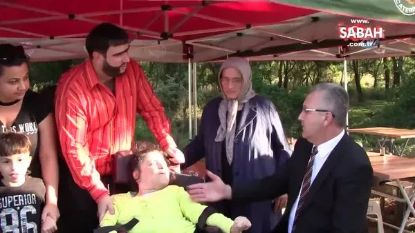 Şahan Gökbakar, engelli hayranıyla film setinde buluştu