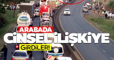 Otoyolun ortasında mide bulandıran görüntüler: Trafikte cinsel ilişkiye girdiler! Kameralar kargaşayı anbean kaydetti!