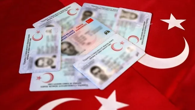son-dakika-sahte-e-imza-cetesi-operasyonunun-perde-arkasi-ortaya-cikti-merkezde-usom-ve-btk-var-1754388893021.jpg SON DAKİKA… Sahte e-imza çetesi böyle çökertildi! Merkezde USOM ve BTK var: MEB usulsüzlüğü ALERT ile tespit etti!