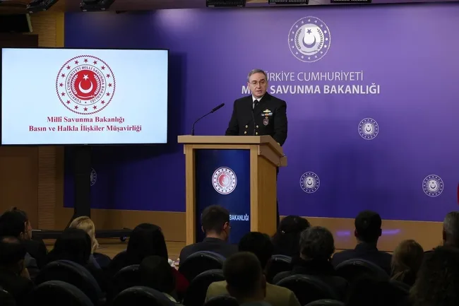 msb-bayraga-yapilan-organize-provokasyon-1769073714150.jpg MSB: Bayrağa yapılan organize provokasyon!