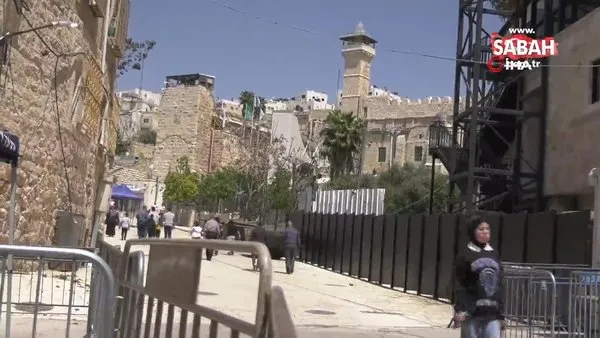 Batı Şeria’daki Filistinliler, Ramazan ayının son cumasını Harem-i İbrahim Camisi’nde kıldı | Video