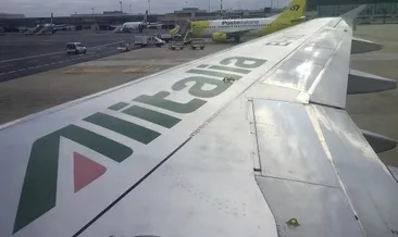 İtalya’da kara gün: Askeri uçak yere çakıldı