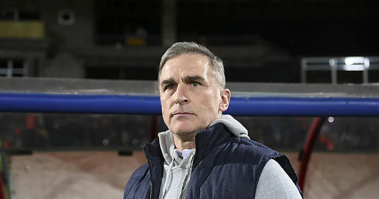 Stefan Kuntz Hatayı gördü 4’lüye döndü!