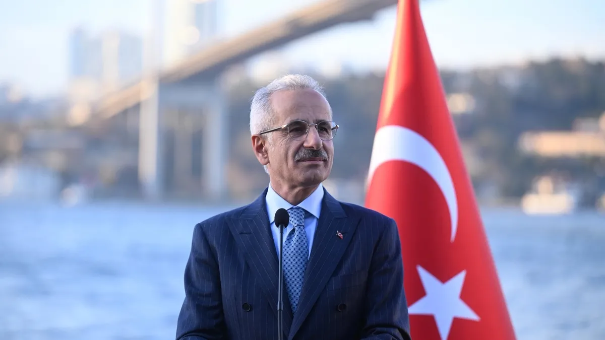 Hürmüz Boğazı’ndaki kriz Türk boğazlarının önemini artırdı Hürmüz Boğazı’ndaki kriz Türk boğazlarının önemini artırdı
