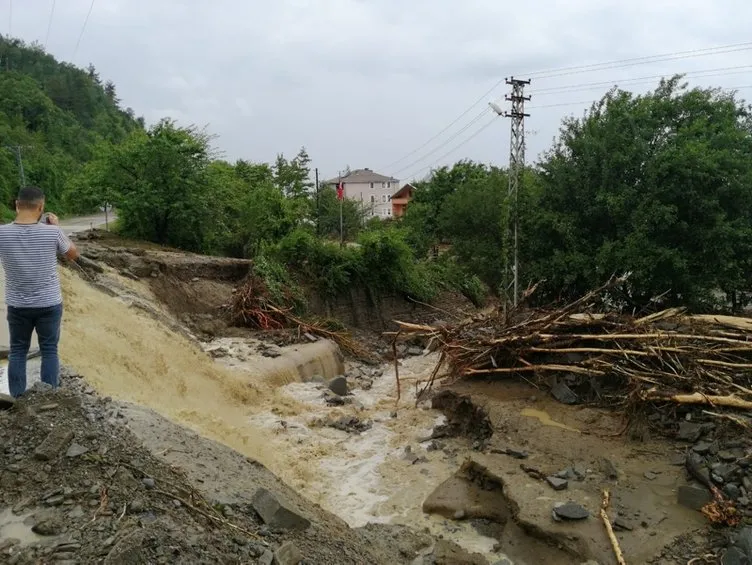Son dakika: Bartın Sinop Kastamonu ve Samsun'da sel felaketi! Hastane tahliye edildi, yollar çöktü, köprüler yıkıldı...