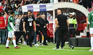 SON DAKİKA: Süper Lig’de kriz! Kayserispor Başkanı Ali Çamlı sahaya girdi