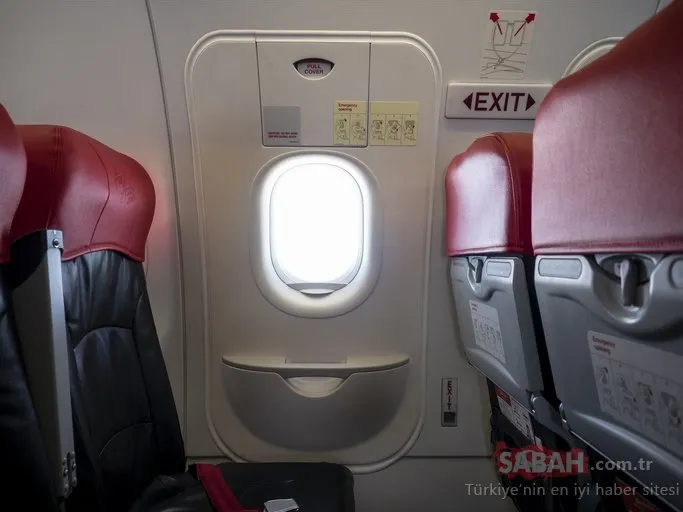 Samsung telefon uçakta alev aldı! Yolcular acil tahliye edildi