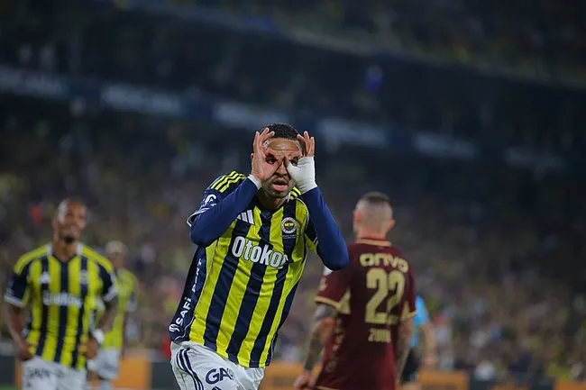 fenerbahce-erteleme-macinda-alanyasporu-konuk-ediyor-iste-iki-takimin-muhtemel-11leri-1758059376729.jpeg