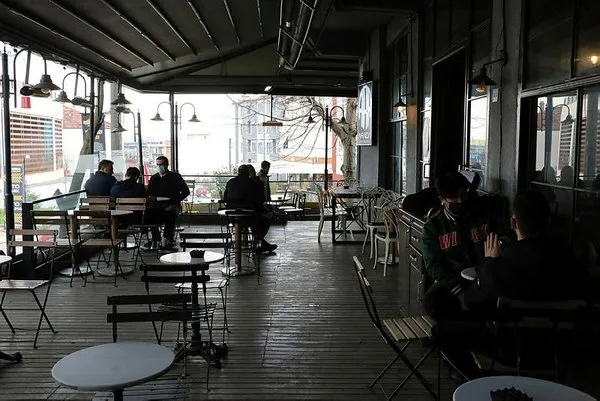 son-dakika-icisleri-bakanligindan-kafe-ve-restoranlarla-ilgili-yeni-genelge-1617343782956.jpg