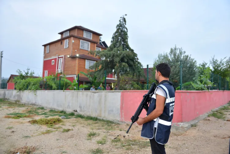 Pitbull ile korunan lüks villaya tefeci baskını