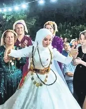 Görkemli düğünde sahte gelin vurgunu