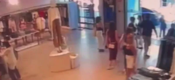 nisantasindaki-magazadan-kiyafetlerin-parasini-odemeden-cikan-genc-kadin-yakalandi-1790176997456.jpg