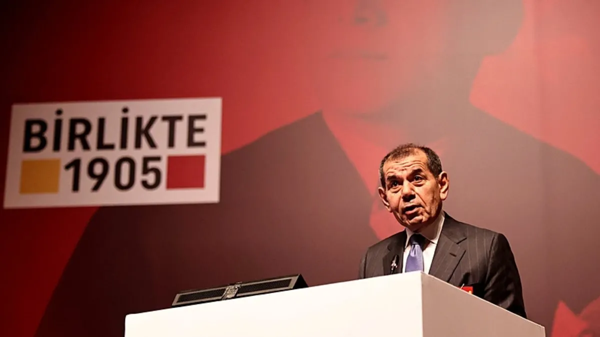 Dursun Özbek'ten Osimhen sözleri: Bu sezon bizim oyuncumuz