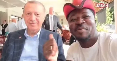 Burkina Faso’lu hayranı, Başkan Erdoğan’la video çekti Dünyanın en iyi başkanı | Video