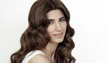 Şarkıcı Nadide Sultan’ın korku dolu anları: Seyir halindeki araç alev aldı! Oğluyla birlikte ölümden döndü