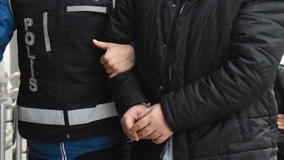 SON DAKİKA... Ankara'da FETÖ'nün mahrem yapılanmasına operasyon: 16 şüpheli hakkında gözaltı kararı