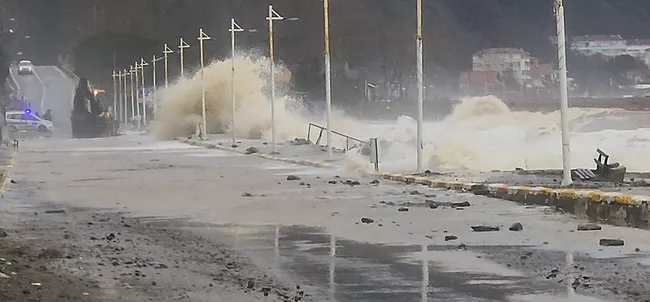 Yalova Deniz Taşkını