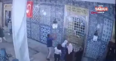 Eyüp Sultan Türbesi’ndeki çekiçli saldırının görüntüleri ortaya çıktı | Video