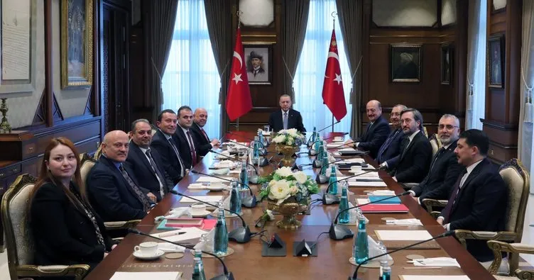 Son dakika: Başkan Erdoğan, Bakan Bilgin ve Hak-İş heyetini kabul etti