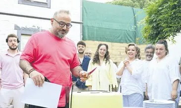 ‘Aile Saadeti’nde yaş günü sürprizi