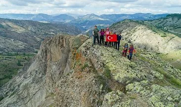 Sivas’taki doğal güzelliklerimizden Sarısuvat Kanyonu için yürüdüler...