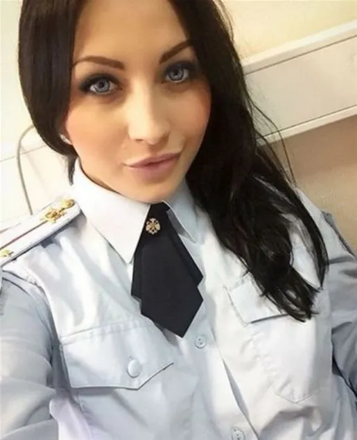 Rus kadın polisler olay oldu! Dünya bu paylaşımları konuştu