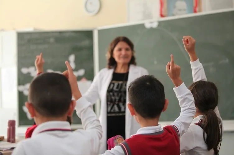 Uzman öğretmenlik başvuru ekranı: 2023 MEBBİS Uzman öğretmenlik ve başöğretmenlik başvurusu nasıl yapılır, şartları nelerdir?