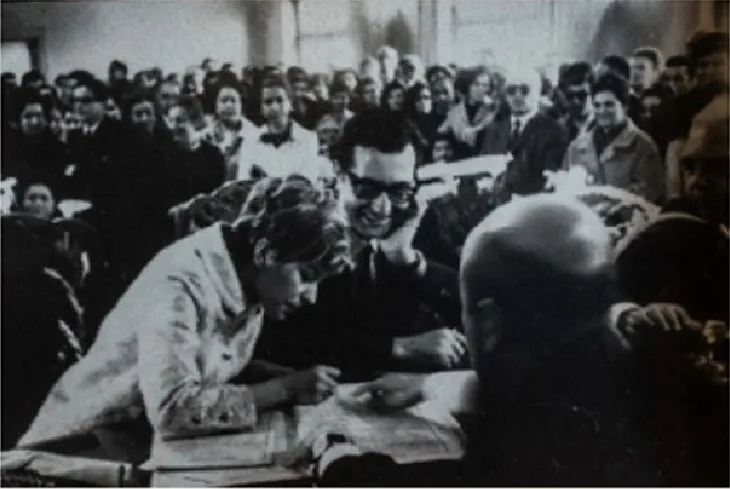 Gazeteciliğin duayen ismi Mehmet Barlas son yolculuğuna uğurlandı