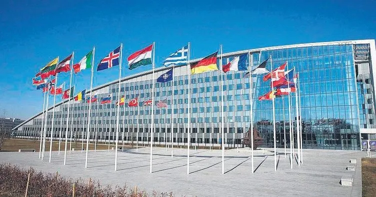 Brüksel’de üçlü NATO zirvesi