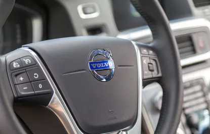 VOLVO’DAN DİKKAT ÇEKİCİ TESLA ADIMI