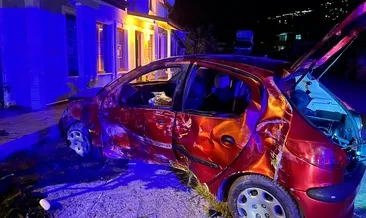 Sakarya'da feci kaza: Evin duvarına ok gibi saplandı! 4’ü çocuk 9 yaralı #sakarya