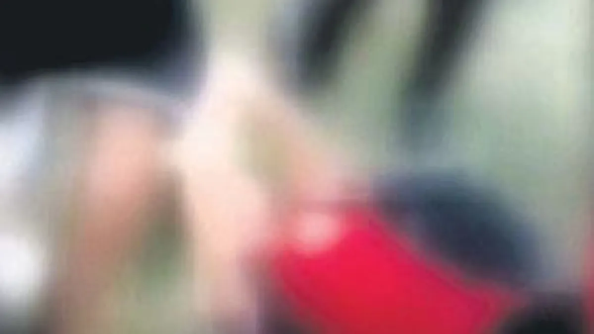 Epilepsi hastası çocuğa akran zorbalığı haber görseli