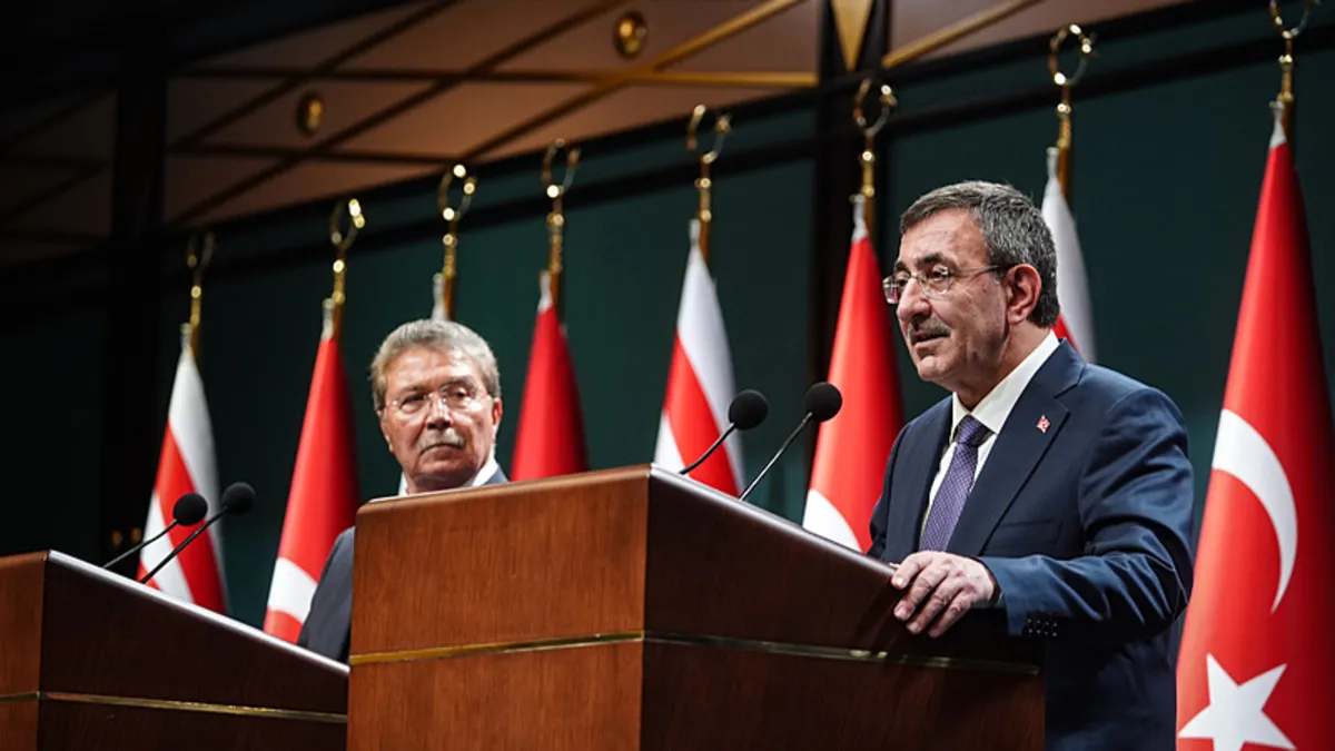 Cumhurbaşkanı Yardımcısı Yılmaz: Kıbrıslı Rumlar çözüm konusunda samimi değil Cumhurbaşkanı Yardımcısı Yılmaz: Kıbrıslı Rumlar çözüm konusunda samimi değil