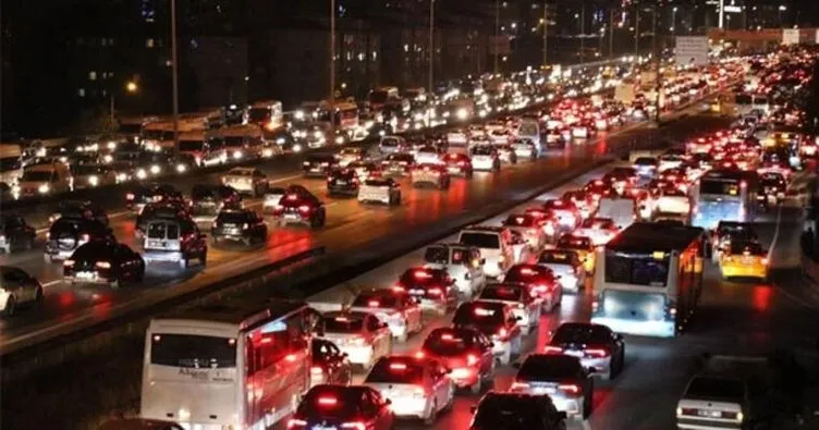 İstanbul’da trafik yoğunluğu artıyor! Oran yüzde 83’e ulaştı