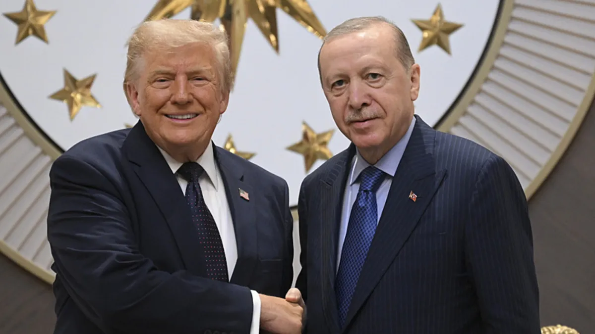 SON DAKİKA… Başkan Erdoğan "5 F-35 uçağın sözünü aldık" dedi! ABD Başkanı Trump'tan tarihi zirvede F-35 mesajı: Türkiye bu uçakları satın aldı haber görseli