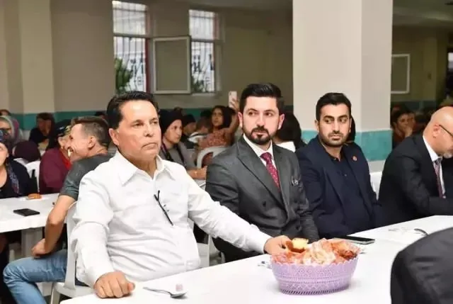 SON DAKİKA | Firari CHP’li isim DEM Parti’nin ihalecisi çıktı!