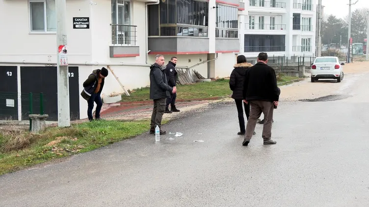 Bolu’da ev sahibi kiracısına kurşun yağdırdı: Oğlu ile tartıştığını görünce…