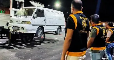 Minibüsteki kolilerden 40 tabanca çıktı #adana