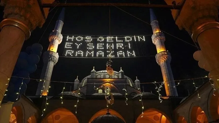 Ramazan Bayramı'nda oruç tutulur mu, ilk gün tutmak doğru mu, caiz mi? İşte Diyanet'in açıklaması!