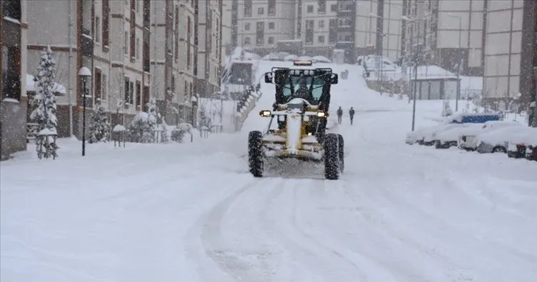 Şırnak’ta kar nedeniyle 11 yerleşim yerinin yolu kapandı