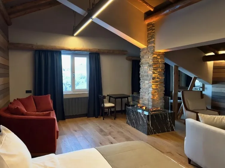 SON DAKİKA: Grand Kartal Otel’in gecelik fiyatı 38 bin TL! İşte otelin yangından önceki görüntüleri! Ahşap detayı ve ihmal iddiası!