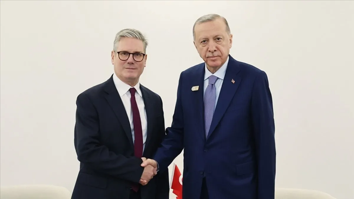 SON DAKİKA | Başkan Erdoğan, İngiltere Başbakanı Starmer ile görüştü