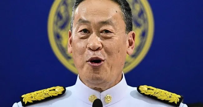 Tayland’da yeni hükümet Kral’ın huzurunda yemin etti Tayland’da yeni hükümet Kral’ın huzurunda yemin etti