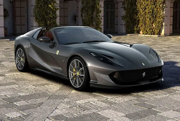 FERRARİ TARİH VERDİ