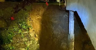 Hopa’da 3 katlı ev tahliye edildi #artvin