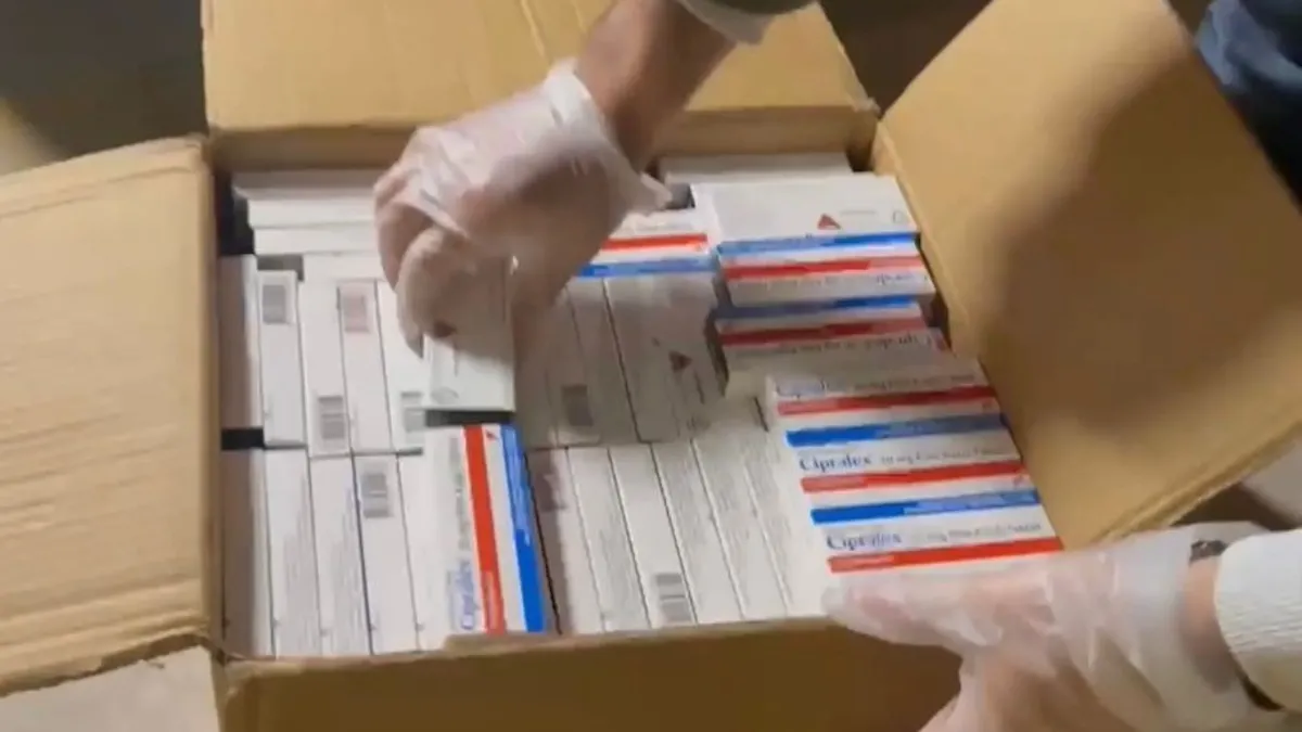 İlaç şebekesine darbe