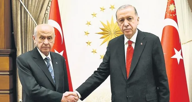 Erdoğan ile Bahçeli bir araya geldi: Yerel seçimleri görüştüler Erdoğan ile Bahçeli bir araya geldi: Yerel seçimleri görüştüler